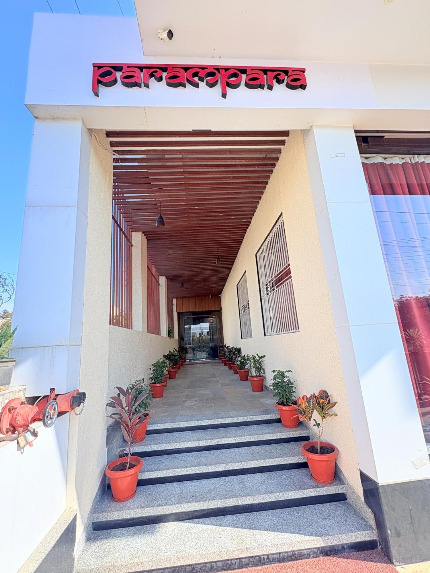 Parampara Hotels And Resorts Udaipur Ngoại thất bức ảnh
